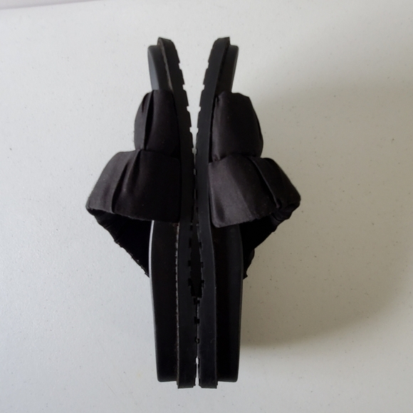 Zara Pleated Ruffle Straps Slides Size 40 US 9 Black Casual Lug Sole Sandals - Picture 9 of 16